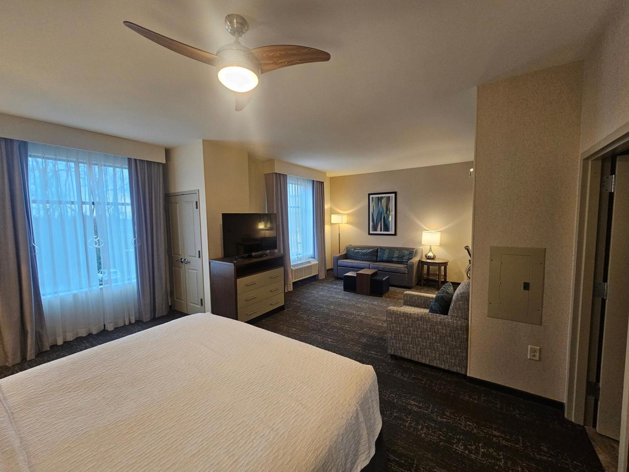 Homewood Suites By Hilton Poughkeepsie Extérieur photo