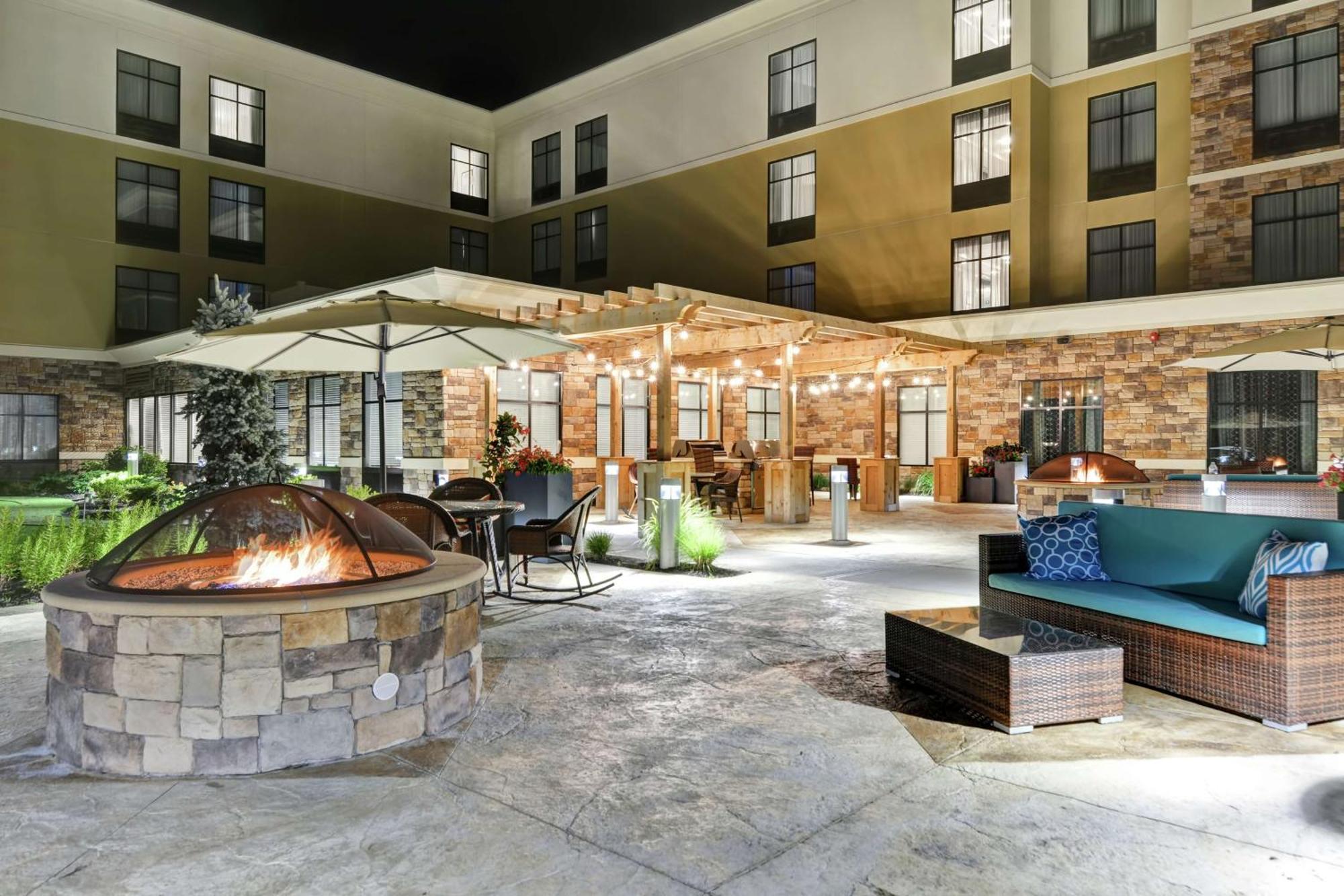 Homewood Suites By Hilton Poughkeepsie Extérieur photo