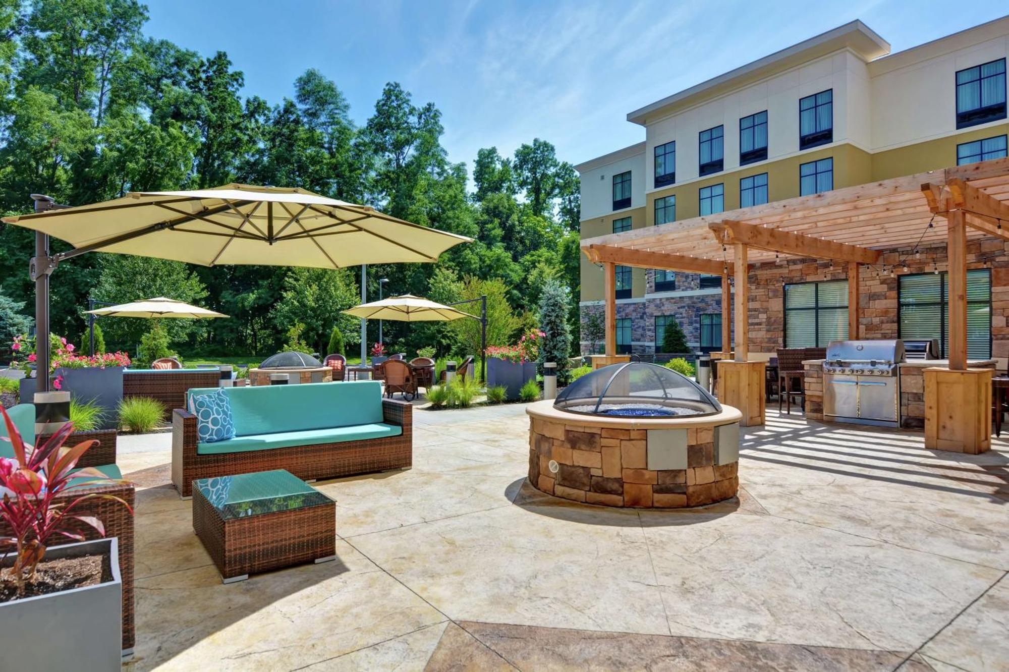 Homewood Suites By Hilton Poughkeepsie Extérieur photo